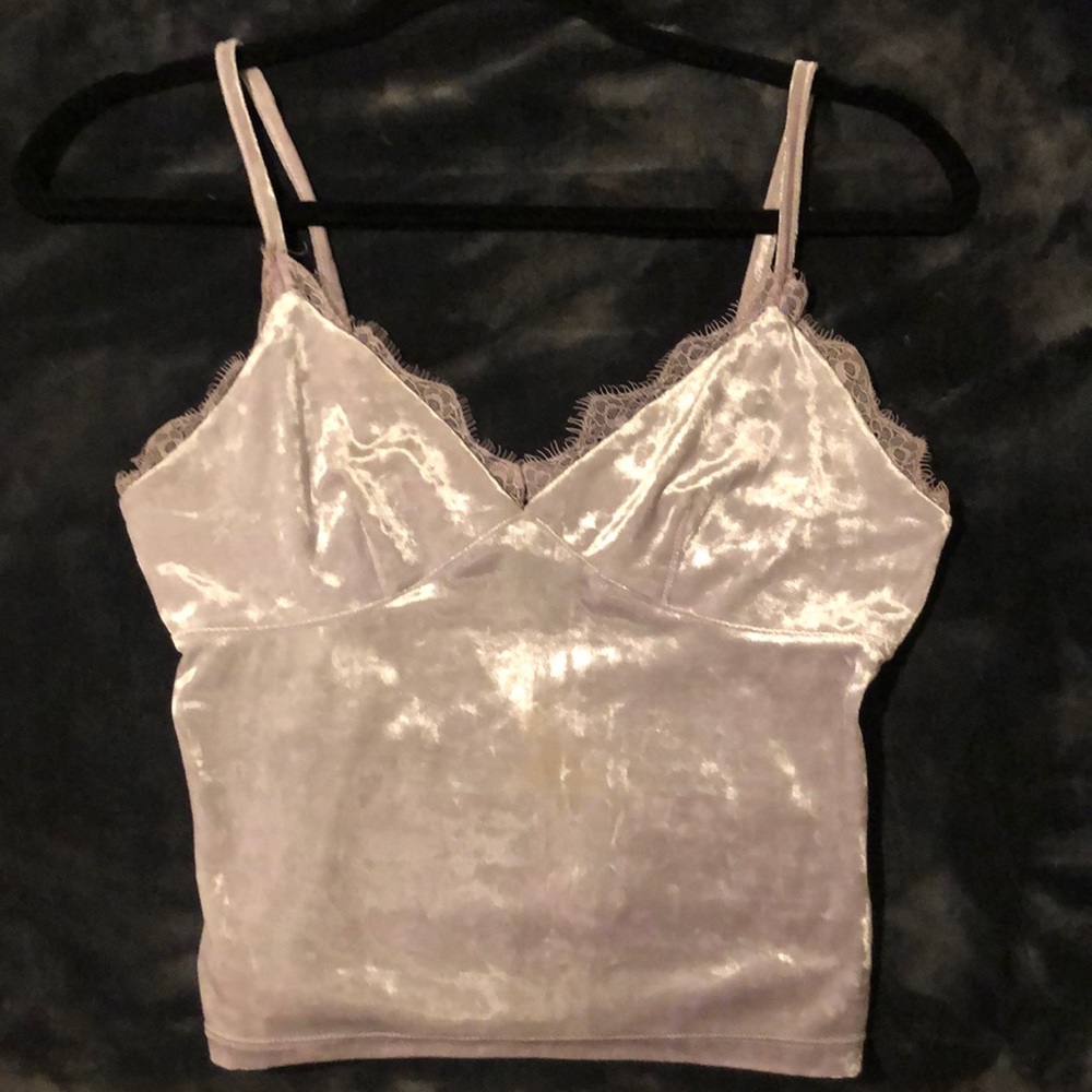 Lilac velour top 🍇